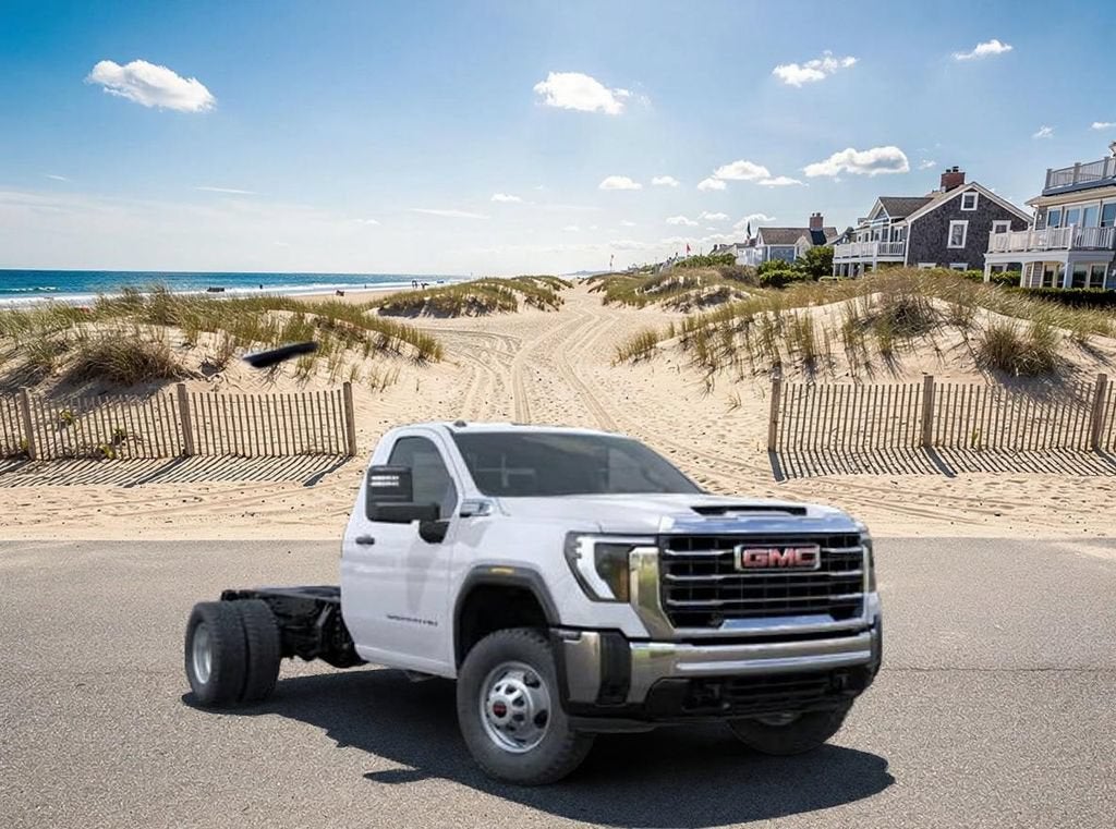 2025 GMC Sierra 3500 HD Chassis Cab
